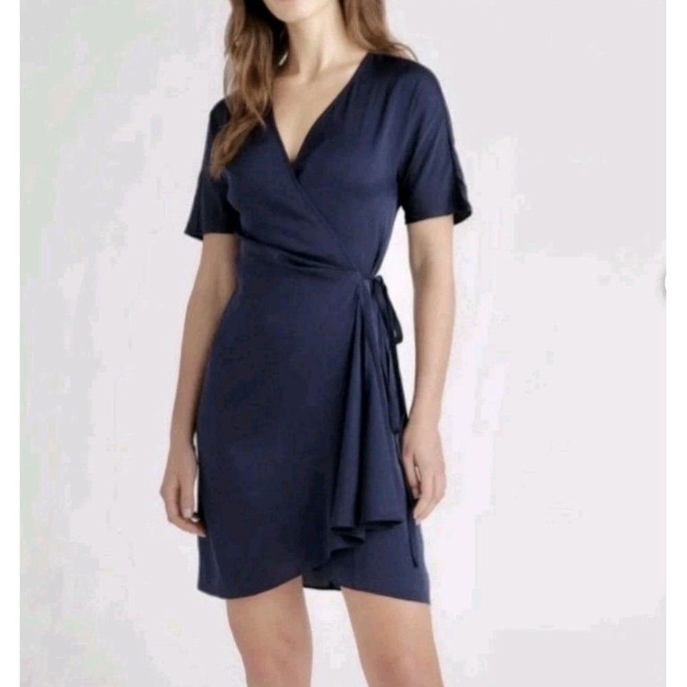 Quince Women's M Black Silk Blend Short Sleeve Wrap Dress V Neck Side Tie Midi